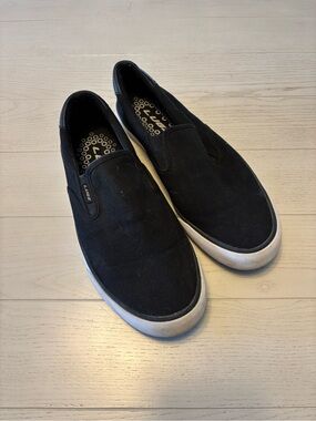 Lugz size 11 slip on